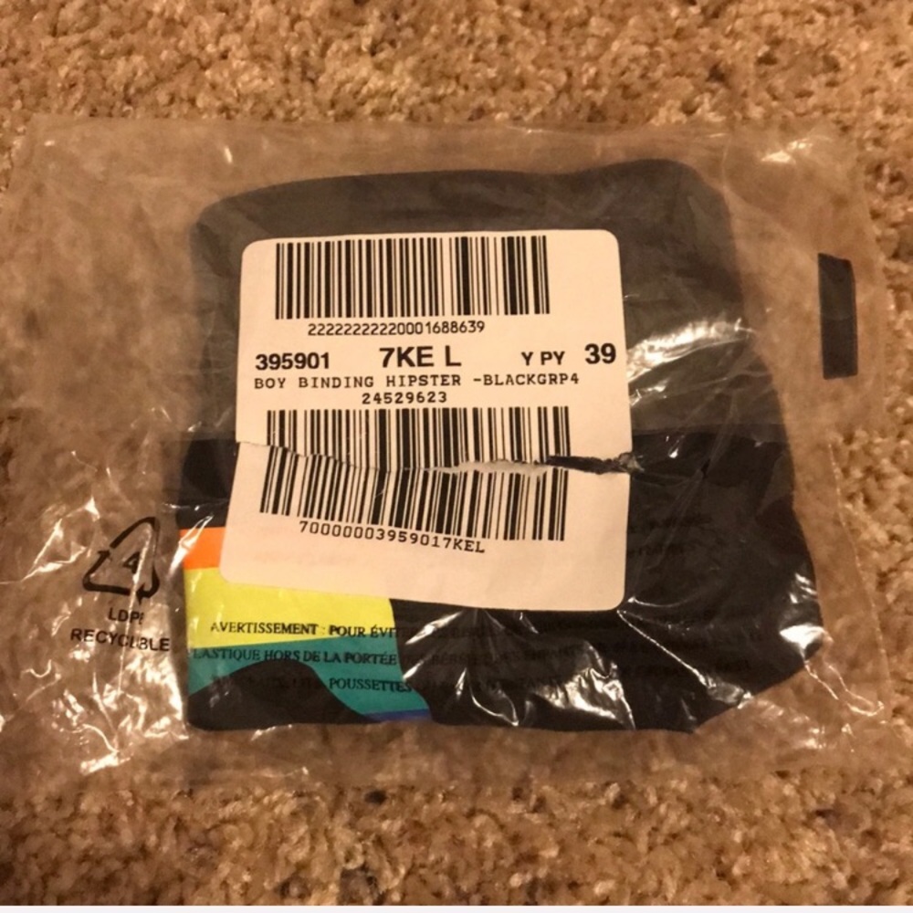 ❌SOLD❌NEW! VS PINK Pride 🌈 panty - Picture 4 of 4